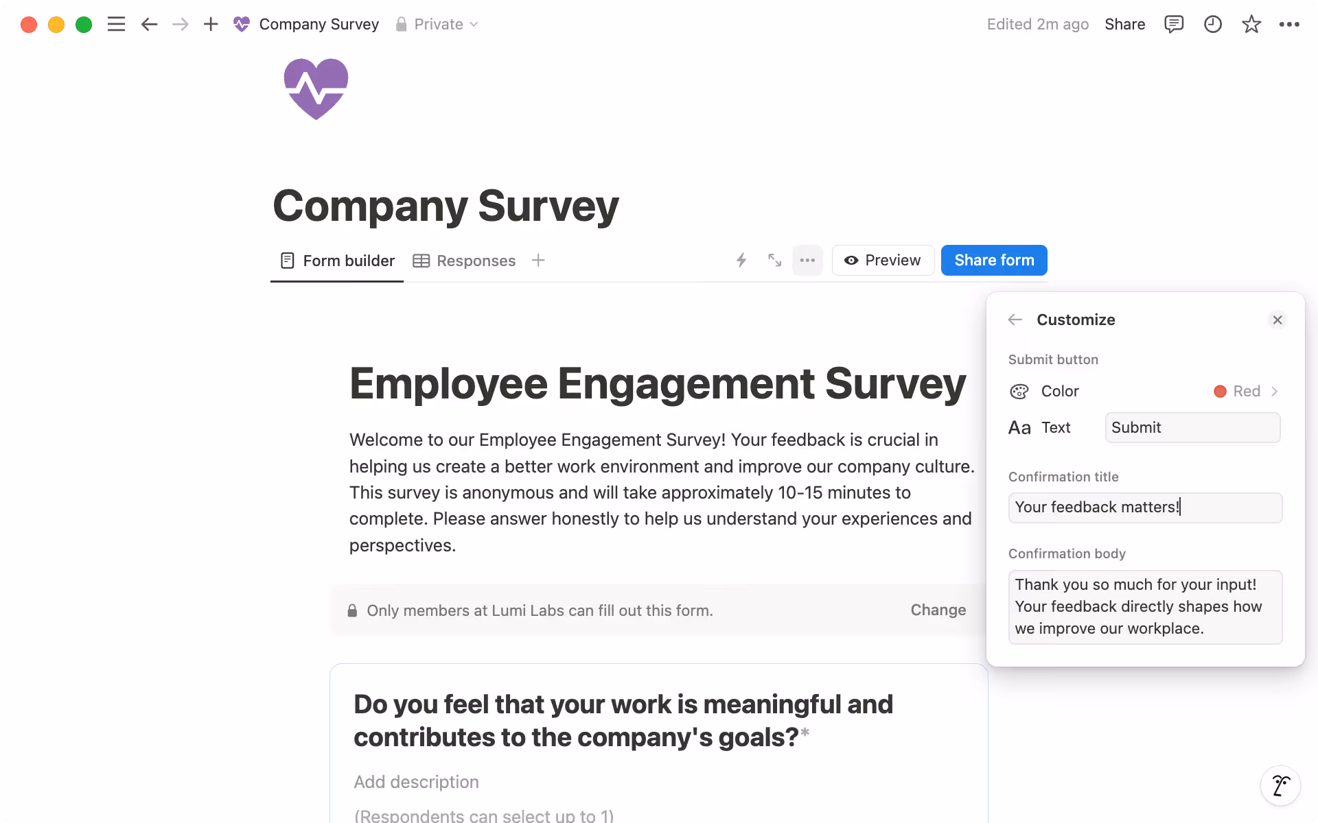 Personnalisez le bouton d’envoi et le message pour plus de convivialité.